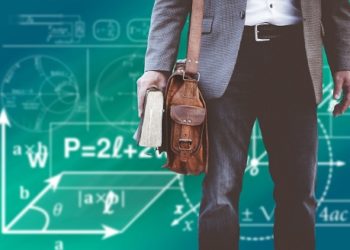 STEM 전공자 배출 과잉, 수요 부족으로 취업난 심화