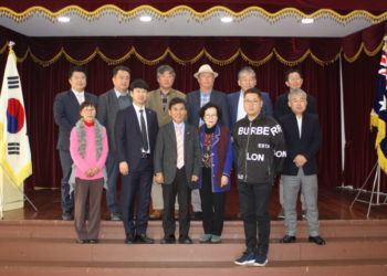 “따뜻한 한끼”, “후원금”, “물품지원” 방법은 달라도 마음은 하나 코로나19 극복에 언제라도 다시 함께 하겠다.