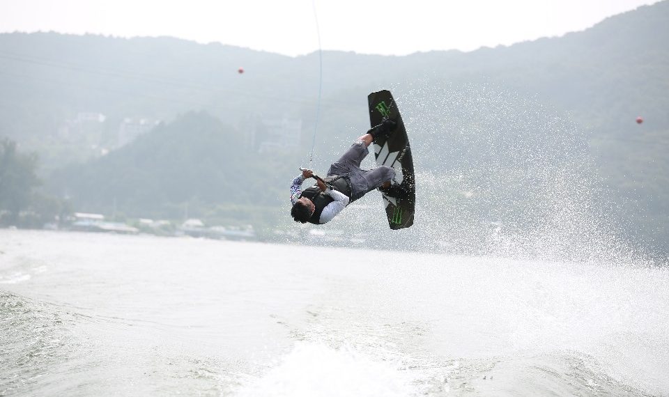 Bruce Kim과 함께 수상레저 힐링캠프로 이번 여름 시원하게