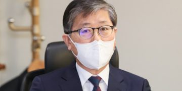 변창흠 “민간 주택공급 확대” 시사…정책 기조 변화 오나