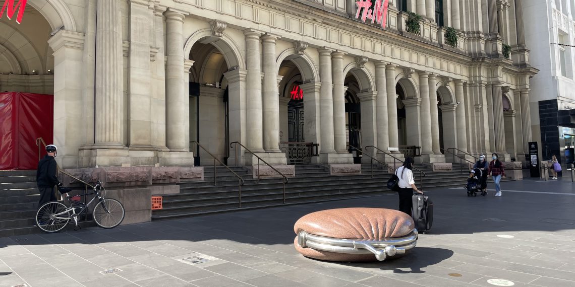 빅토리아 외출 금지 해제