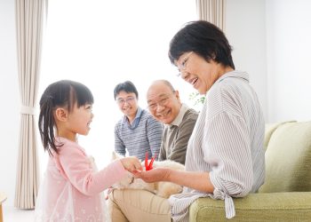 연방상원 “망가진” 가족이민제 조사한다