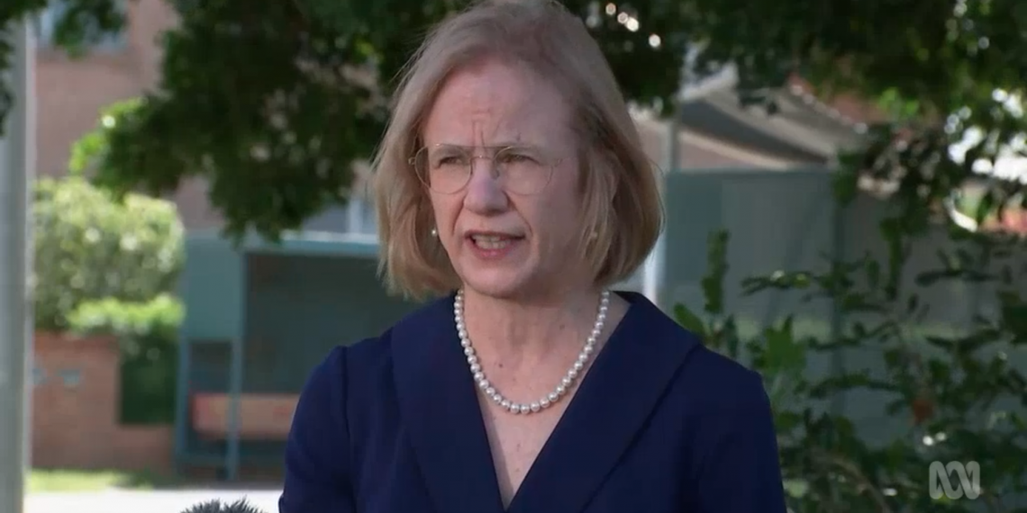 호주 6개월만에 코로나19사망자 발생