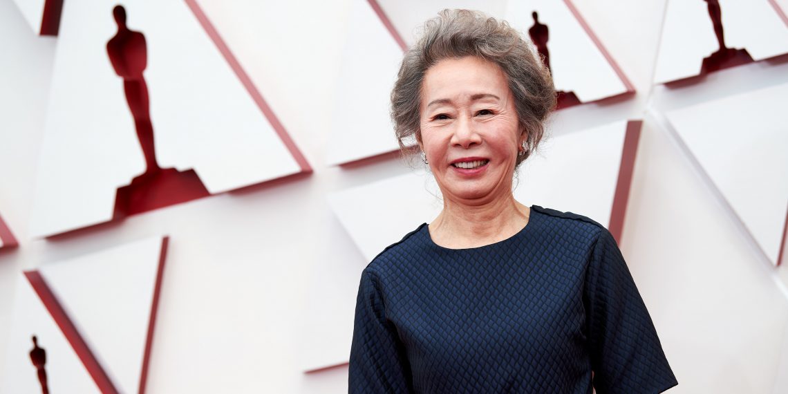 “내이름은 윤여정” 한국배우 첫 아카데미상 수상