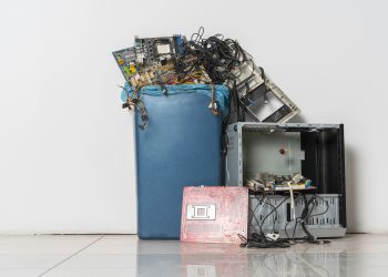 스트라스필드 시의회 드라이브 스루 무료 폐기의 날