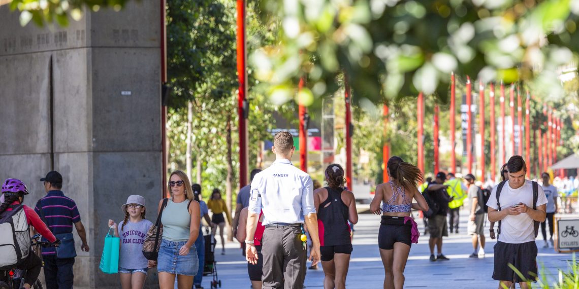 호주 출입국 2024년 전에는 코로나19 이전 수준 회복 못해