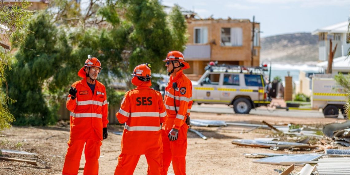 사이클론 세로자로 폐허된 칼바리, 건물 70% 손상