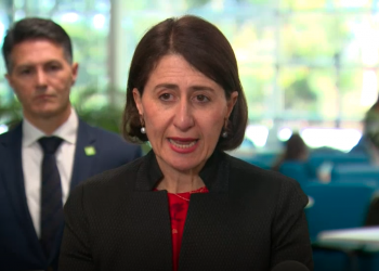 멜번 봉쇄 1주 연장, 지방은 규제 완화