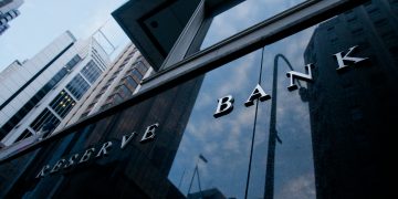 RBA 금리 동결, 내달 경기부양용 국채매입 연장 예고