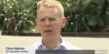 NZ 자신다 아던 총리, ‘깜짝’ 사임 발표, 후임은 힙킨스 교육부 장관