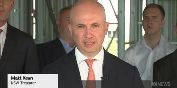 “페로테트 주 총리의 나치 복장 험담, 끔찍한 겁쟁이들이 하는 것”