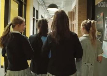 증가하는 사립학교 입학생… 공립학교 교육에 비해 나은 것이 있을까