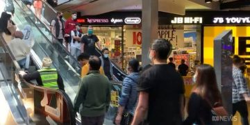 기준금리 상승의 실질적 여파… 인플레이션 더해져 소비자들, 지갑 닫는다