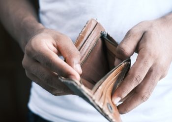 전례 없는 생활비 압박… 젊은 가족-임차인들의 재정 스트레스 ‘최고 수준’