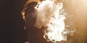 NSW 보건부, 급성 vaping 질병 경고… 일단의 젊은이들, 병원 입원 사례도