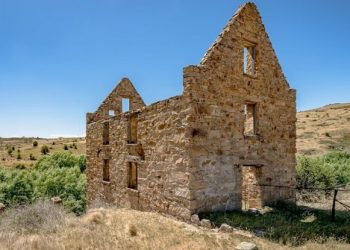 수천 명의 소셜미디어 이용자들, 온라인상에서 각 지역의 잊혀진 역사 공유