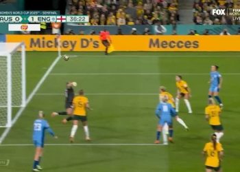 호주 여자축구, 사상 첫 월드컵 4강에 만족해야… 결승 진출 좌절