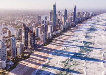 이제는 ‘$2 million club’… QLD 남동부 해안 주택, 200만 달러 넘어서