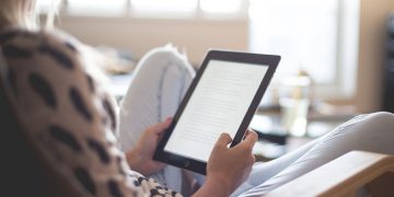 “디지털 기기와의 시간 많을수록 학생들 시험 점수 낮을 가능성 높다”
