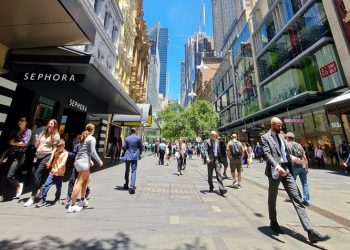 7월 1일부터 3단계 세금 감면-최저임금 인상, 유급 육아휴직도 ‘추가’