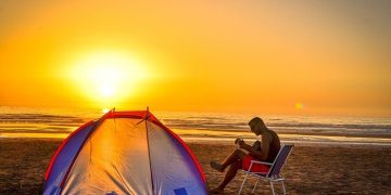 ‘아웃백 종족’들에게 추천하는 ‘10 best beach camping spots’