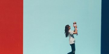 Babynomics… 자녀 출산, 개인은 물론 국가 경제에도 바람직한 반면…