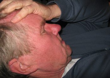 혈관 건강 정보- 고혈압 방치, ‘심뇌혈관질환’의 방아쇠 당기는 격!!!