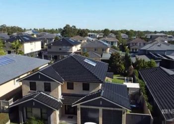 “어떤 계획도 주택 공급 확대 저해해서는 안 된다”… 알바니스 총리 강조