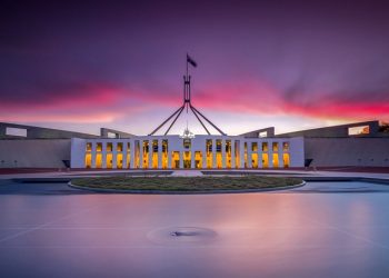 16세 미만 소셜미디어 이용 금지 등 30개 이상 법률 변경… 주요 내용은