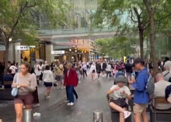 호주인들, 오랜 시간의 생활비 압박 벗어나나… 연말 가계지출 ‘증가’