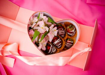 아시아의 색다른 발렌타인데이 풍경. 일본은 한국과 비슷, 필리핀에서는 대규모 합동 결혼식