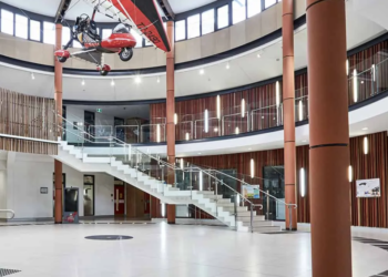 호주에서 가장 비싼 학교는?  2025년 학비 순위 공개