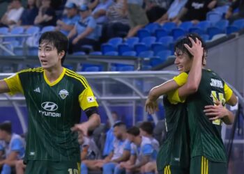 전북현대, 전진우 멀티골에도 아쉬운 역전패. 시드니 FC에 2-3으로 패, 준결승 좌절
