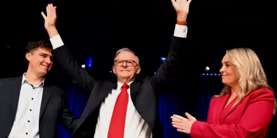 알바니즈 연임 성공, 더튼은 의석 상실. 노동당 정책, 성전환 수술이 메디케어로 커버?