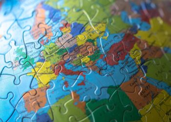 트럼프 관세로 직격탄 우려, 미국 퍼즐업체 ‘레퍼즈’의 고민. 중국 생산 퍼즐, ‘관세 폭탄’ 위기