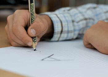 초등 입학생 3명 중 1명, 감정·사회성 등 발달 지연. 2009년 이후 가장 높은 수치