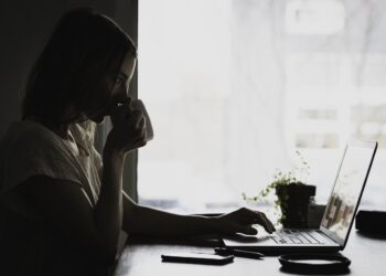 ‘돈 주고 학위’ 민간 직업교육기관 등록 취소. 장애인 지원, 노인 요양, 유아 교육 등 4천여 명 졸업생, 자격 검토 통보