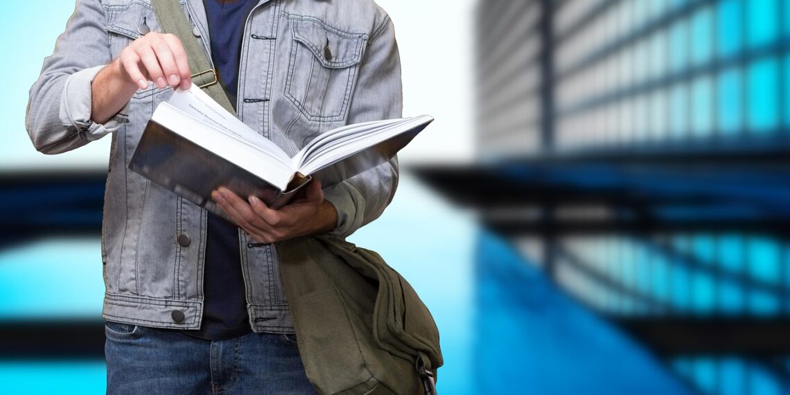 수백만 명 HECS 부채 감면 눈앞에, 20% 삭감 법안 이번 주 통과 유력