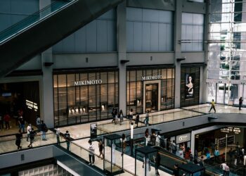 리워드 전쟁, 8억 달러 시장으로 성장한 멤버십할인, 사은품,특권 경쟁 치열, AI까지 결합한 고객 유치전