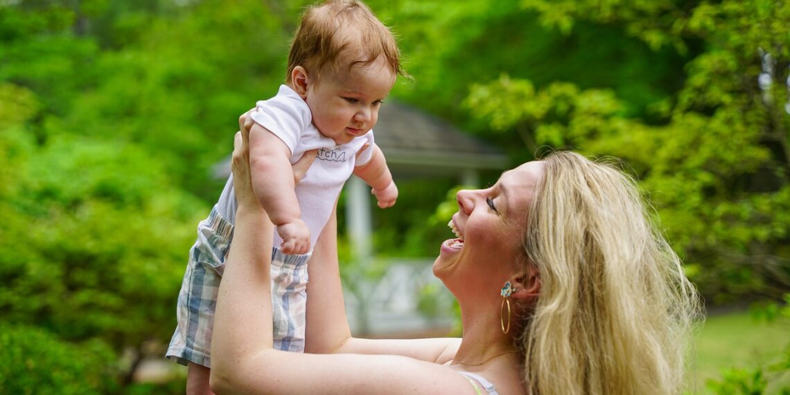 첫출산 평균연령 상승 추세, 전문가들 “의료체계 준비 안돼”