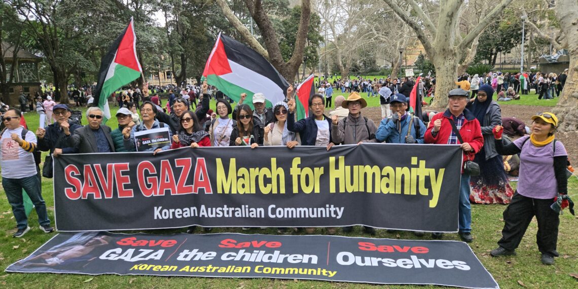 시드니 한복판에 울려퍼진 아리랑, 시드니 CBD 팔레스타인 평화 행진에 한국인 대거 참가