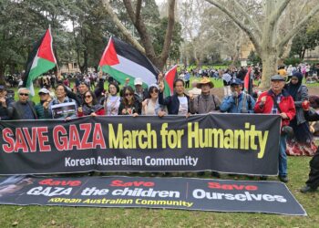 시드니 한복판에 울려퍼진 아리랑, 시드니 CBD 팔레스타인 평화 행진에 한국인 대거 참가