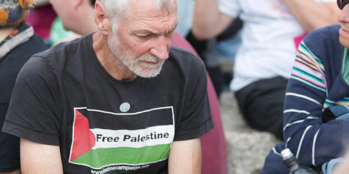 하버브리지 시위,예상치 9배 인파 몰려 혼란, 경찰 “대형 압사 사고 우려”