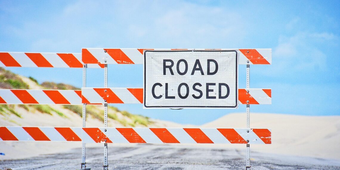 폭우 뒤 시드니 도로 곳곳 파손, 포트홀 피해 운전자 급증 추세