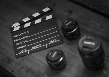 트럼프, 해외 제작 영화에 100% 관세” 헐리우드 빼앗겼다” 강경 조치