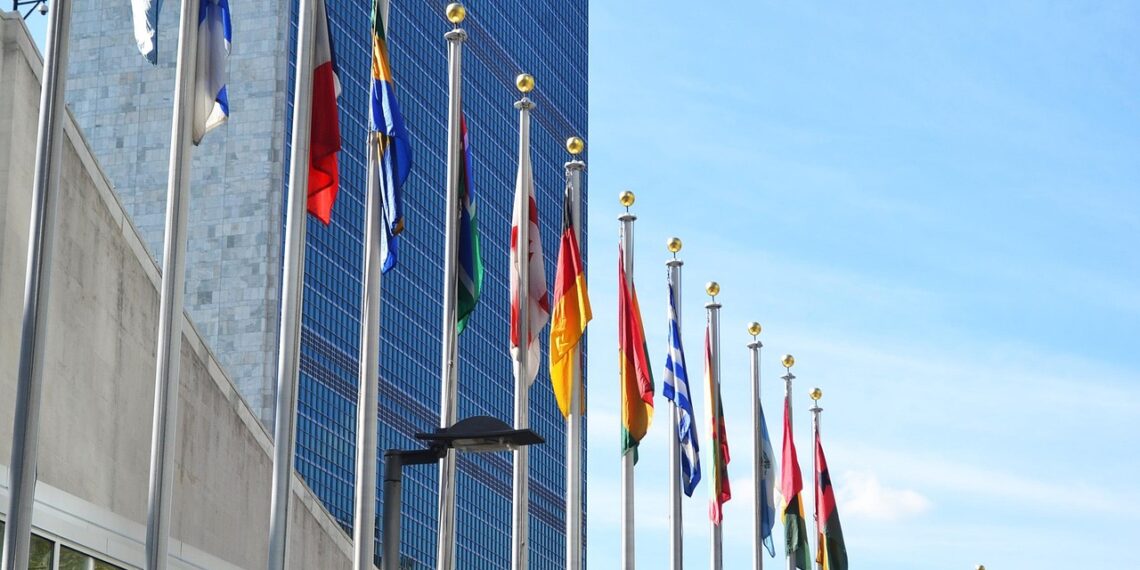 알바니즈 유엔서 팔레스타인 국가로 인정, 트럼프와 양자 회담 끝내 불발