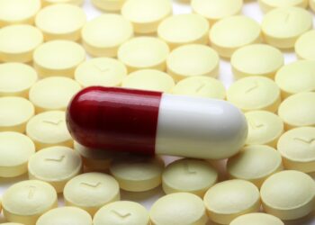 약물 혼용 실수, 생명 위협할 수 있다. 노인, 만성질환자, 약물 관리 주의 절실