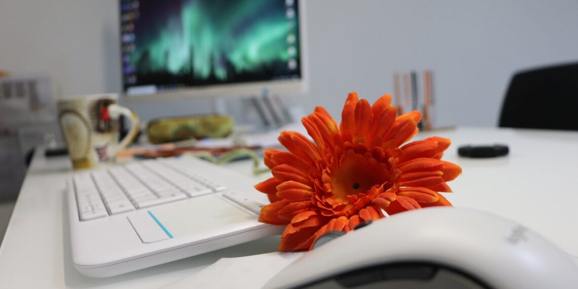 23년 근속 직원, 아이 등하교 이유로 재택근무 요청. 웨스트팩 패소, 은행 현실 무시 논란