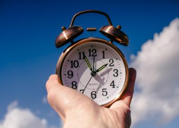 10월 5일, ‘서머타임(daylight saving time ’ 시작