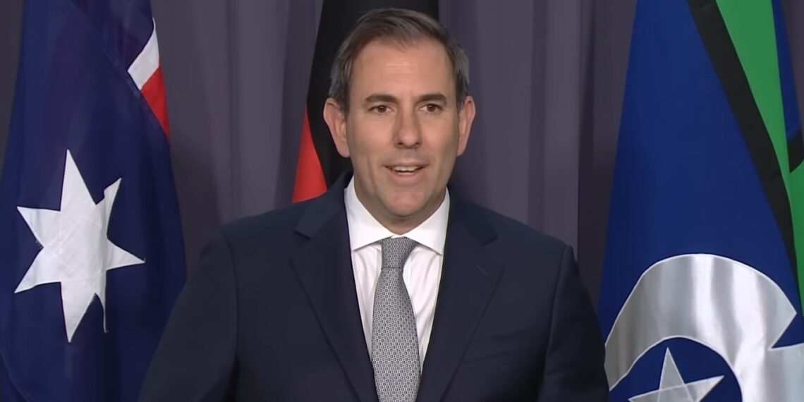 수퍼세 개편 후퇴로 예산에 구멍, 짐 차머스, 비실현 이익 과세 철회